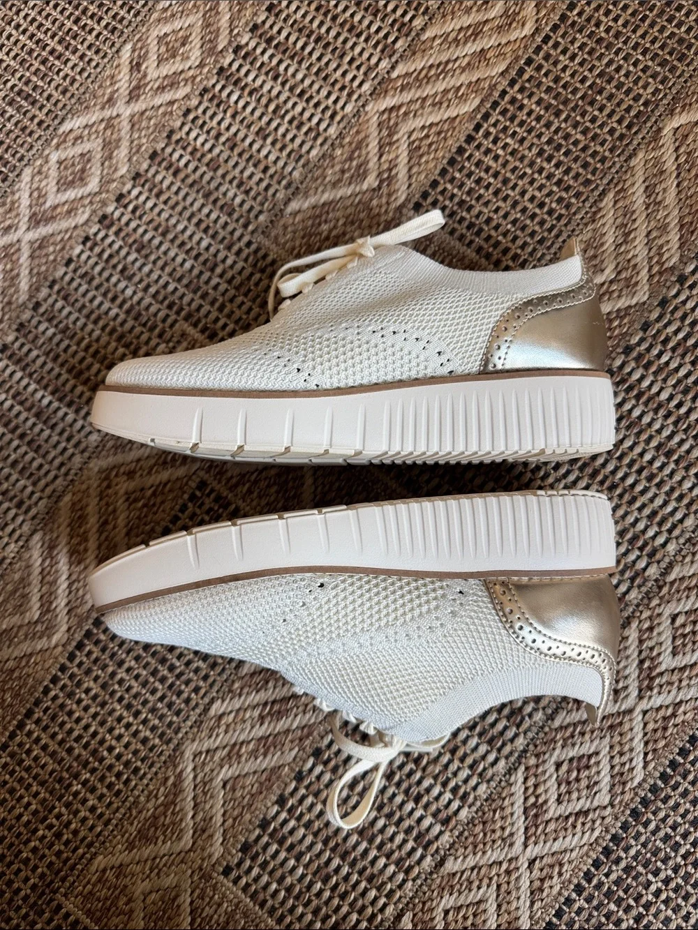 COLE HAAN Grand City Platform Stitchlight Oxford Sneaker Ivory Knit Gold Sz 6.5